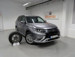 Grå Begagnad 2018 Mitsubishi Outlander P-HEV SUV | 229 900 kr (Marknadspris)