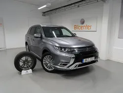 Grå Begagnad 2018 Mitsubishi Outlander P-HEV SUV | 229 900 kr (Marknadspris)