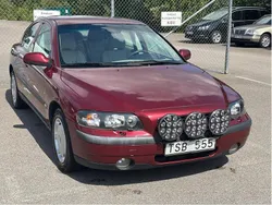 Röd Begagnad 2003 Volvo S60 Business Edition Sedan | 31 500 kr (Bra pris)