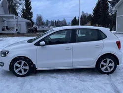 Vit Begagnad 2012 VW Polo Halvkombi | 40 000 kr (Bra pris)