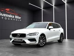 Vit Begagnad 2020 Volvo V60 Momentum Kombi | 279 900 kr (Marknadspris)