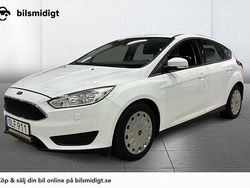 Vit Begagnad 2017 Ford Focus Trend Halvkombi | 109 900 kr (Marknadspris)