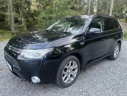 Begagnad 2014 Mitsubishi Outlander SUV | 104 900 kr (Marknadspris)