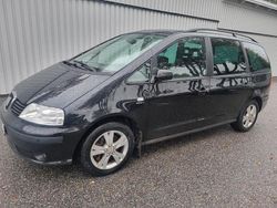 Svart Begagnad 2009 Seat Alhambra Sport Minibuss | 38 000 kr