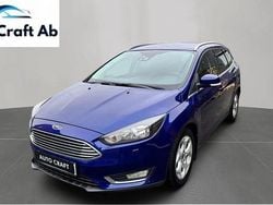 Blå Begagnad 2016 Ford Focus Titanium Kombi | 84 900 kr (Marknadspris)