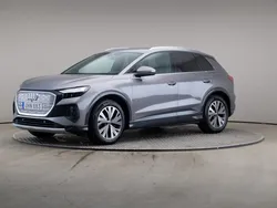 Grå Begagnad 2022 Audi Q4 e-tron Proline SUV | 289 000 kr