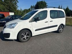 Vit Begagnad 2017 Peugeot Partner Tepee Minibuss | 84 900 kr (Marknadspris)
