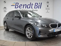 Grå Begagnad 2020 BMW 330e Sport Line Kombi | 259 500 kr (Marknadspris)