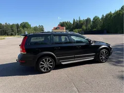 Svart Begagnad 2015 Volvo XC70 Momentum SUV | 130 000 kr (Lite dyr)