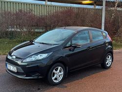 Begagnad 2010 Ford Fiesta Halvkombi | 49 900 kr (Marknadspris)