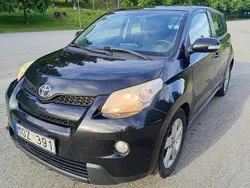 Svart Begagnad 2009 Toyota Urban Cruiser SUV | 41 000 kr (Bra pris)