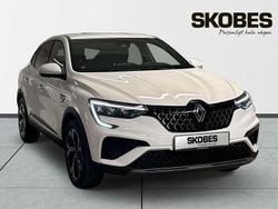 Vit Begagnad 2024 Renault Arkana Techno SUV | 289 900 kr (Marknadspris)
