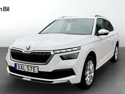 Vit Begagnad 2022 Skoda Kamiq Adventure SUV | 209 900 kr (Bra pris)