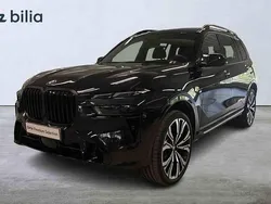 Svart Begagnad 2025 BMW X7 SUV | 1 239 900 kr