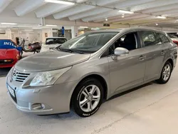 Ljusgrå (grå) Begagnad 2009 Toyota Avensis Business Edition Kombi | 69 900 kr (Lite dyr)