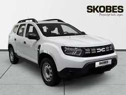 Vit Begagnad 2023 Dacia Duster Essentiel SUV | 174 900 kr (Marknadspris)