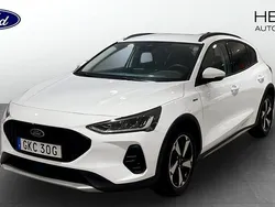 Vit (white) Begagnad 2023 Ford Focus Active Halvkombi | 179 900 kr (Superpris)
