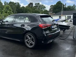 Svart Begagnad 2020 Mercedes A250 AMG Halvkombi | 305 000 kr (Lite dyr)