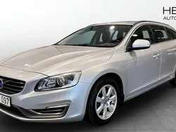 Silver Begagnad 2013 Volvo V60 Momentum Kombi | 124 800 kr (Marknadspris)