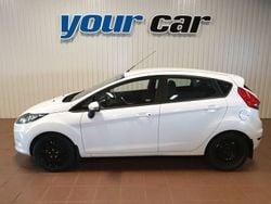 Vit Begagnad 2013 Ford Fiesta Halvkombi | 59 000 kr (Marknadspris)