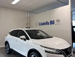 Vit Begagnad 2022 Nissan Qashqai Tekna SUV | 299 000 kr (Marknadspris)