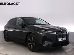 Grå Begagnad 2024 BMW iX Comfort Edition SUV | 529 800 kr (Superpris)