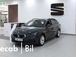 Blå (fiord blue) Ny 2025 Seat Leon Kombi | 279 500 kr (Marknadspris)