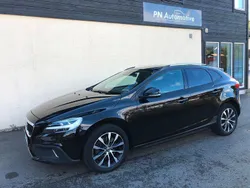 Svart Begagnad 2019 Volvo V40 CC Pro Kombi | 189 500 kr (Marknadspris)