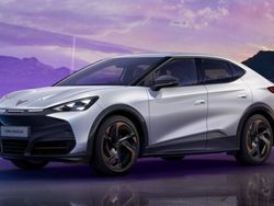 Silver (white silver metallic) Begagnad 2024 Cupra Tavascan VZ SUV | 579 900 kr (Marknadspris)