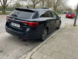Blå Begagnad 2015 Toyota Avensis Active Kombi | 85 000 kr (Marknadspris)
