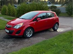 Röd Begagnad 2014 Opel Corsa Enjoy Halvkombi | 82 000 kr (Superpris)