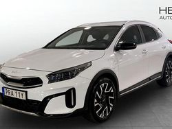 Vit (white) Begagnad 2023 Kia XCeed Advance SUV | 279 900 kr (Marknadspris)