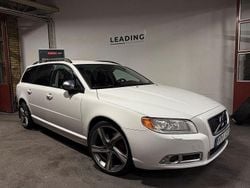 Vit Begagnad 2011 Volvo V70 R-Design Kombi | 99 900 kr