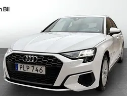 Vit (ibisvit) Begagnad 2021 Audi A3 Sportback Premium Halvkombi | 234 000 kr (Marknadspris)