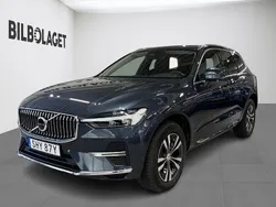 Mörkblå Begagnad 2023 Volvo XC60 Core SUV | 499 500 kr (Marknadspris)