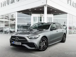 Grå Begagnad 2023 Mercedes C300e AMG Kombi | 578 000 kr (Marknadspris)