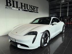 Vit Begagnad 2020 Porsche Taycan Turbo Sedan | 719 900 kr