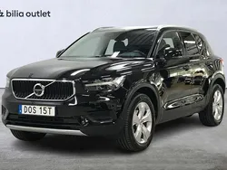 Svart Begagnad 2021 Volvo XC40 Momentum SUV | 279 900 kr (Bra pris)