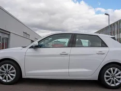 Vit Begagnad 2021 Audi A1 Sportback Proline Halvkombi | 196 000 kr (Bra pris)