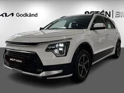 Vit Begagnad 2023 Kia Niro Advance SUV | 319 900 kr (Bra pris)