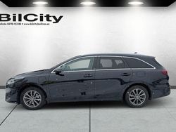 Svart Begagnad 2023 Kia Ceed Sportswagon Kombi | 289 000 kr (Dyr)