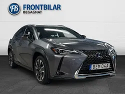 Grå Begagnad 2019 Lexus UX 250h SUV | 279 900 kr (Marknadspris)