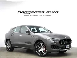 Grå Begagnad 2017 Maserati Levante SUV | 499 000 kr