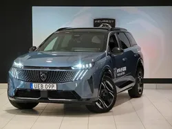 Blå Begagnad 2024 Peugeot e-5008 GT SUV | 549 000 kr (Marknadspris)