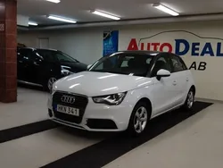 Vit Begagnad 2014 Audi A1 Sportback Sport Halvkombi | 94 900 kr (Marknadspris)