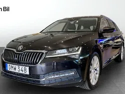 Svart Begagnad 2020 Skoda Superb Adventure Kombi | 289 900 kr (Marknadspris)