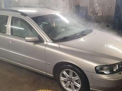 Brun Begagnad 2004 Volvo V70 Kombi | 7 500 kr (Superpris)