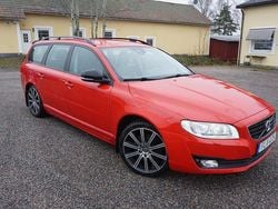 Röd Begagnad 2014 Volvo V70 Dynamic Kombi | 129 900 kr (Lite dyr)