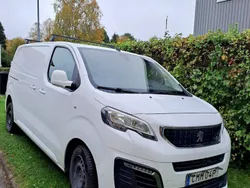 Vit Begagnad 2019 Peugeot Expert Van | 137 000 kr (Superpris)