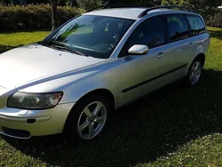 Grå Begagnad 2005 Volvo V50 Kombi | 28 000 kr (Marknadspris)